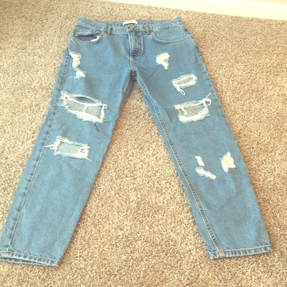 Denim - High-waist destroyed straight leg lightwash jeans